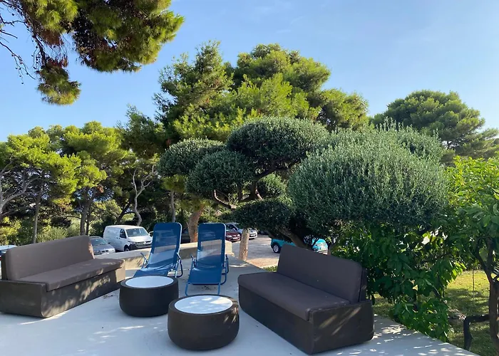 Terrace *